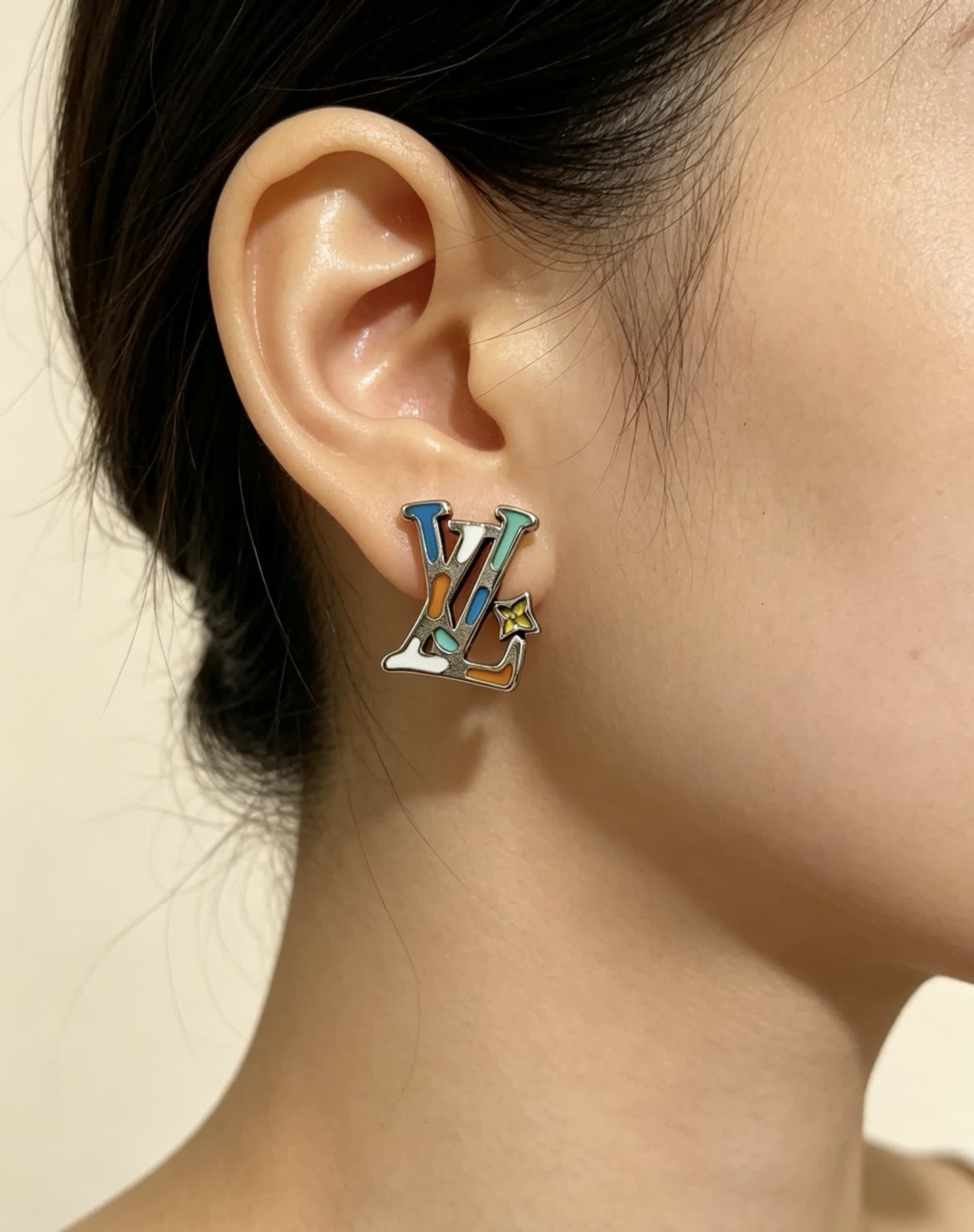 Louis Vuitton Monogram World Tour Earrings